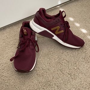 New Balance 247 Sneakers